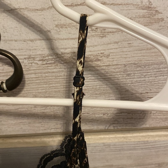 Design Lab Lord &Taylor leopard print cami size small - Picture 6 of 6